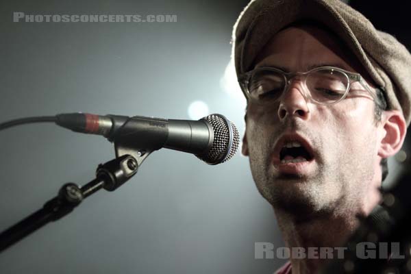 CLAP YOUR HANDS SAY YEAH - 2011-09-12 - PARIS - La Maroquinerie - 